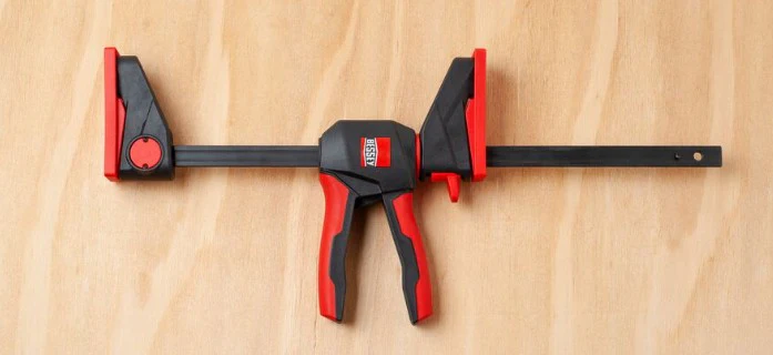 Bessey EHKL360-18 18 in. x 3-1/8 in. Trigger Clamp with 360 Rotating Handle - Image 9