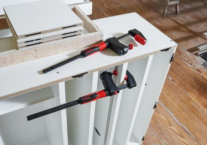 Bessey GK30 12 in. x 2-3/8 in. GearKlamp Bar Clamp - Image 5