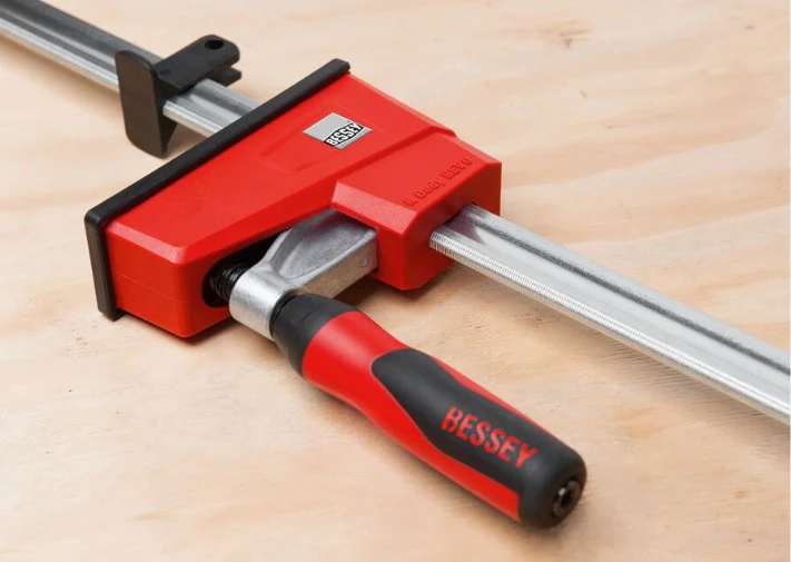 Bessey KRE3524 24 in. x 3-3/4 in. K-Body REVO 2K Handle Parallel Bar Clamp - Image 4