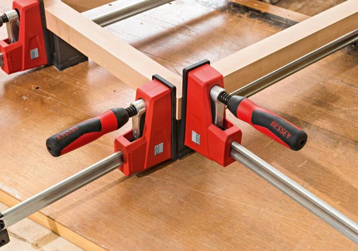 Bessey KRE3524 24 in. x 3-3/4 in. K-Body REVO 2K Handle Parallel Bar Clamp - Image 7