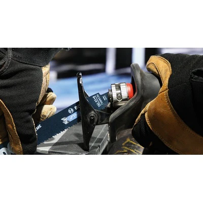 Bosch GSA18V-110N Cordless Reciprocating Saw (Bare Tool) - Image 9