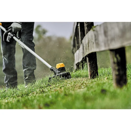 DEWALT DCST925M1 20V MAX 13 in. Cordless String Trimmer Kit - Image 11