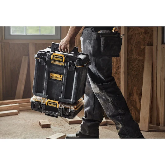 DeWalt DWST08035 TOUGHSYSTEM® 2.0 5.3 gal 255 mm Deep Compact Tool Box - Image 8