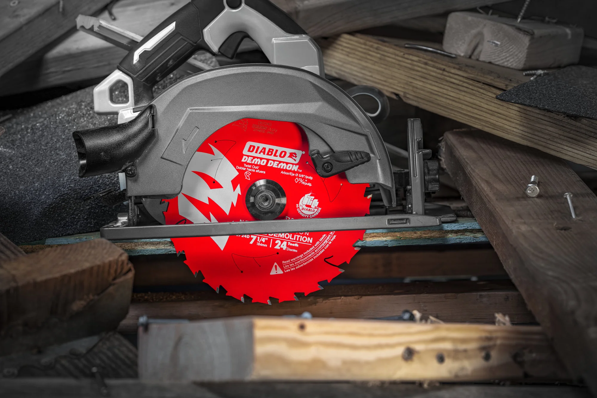 Diablo Tools D0724DA 7-1/4 in 5/8 in 8000 rpm Saw Blade - Image 3
