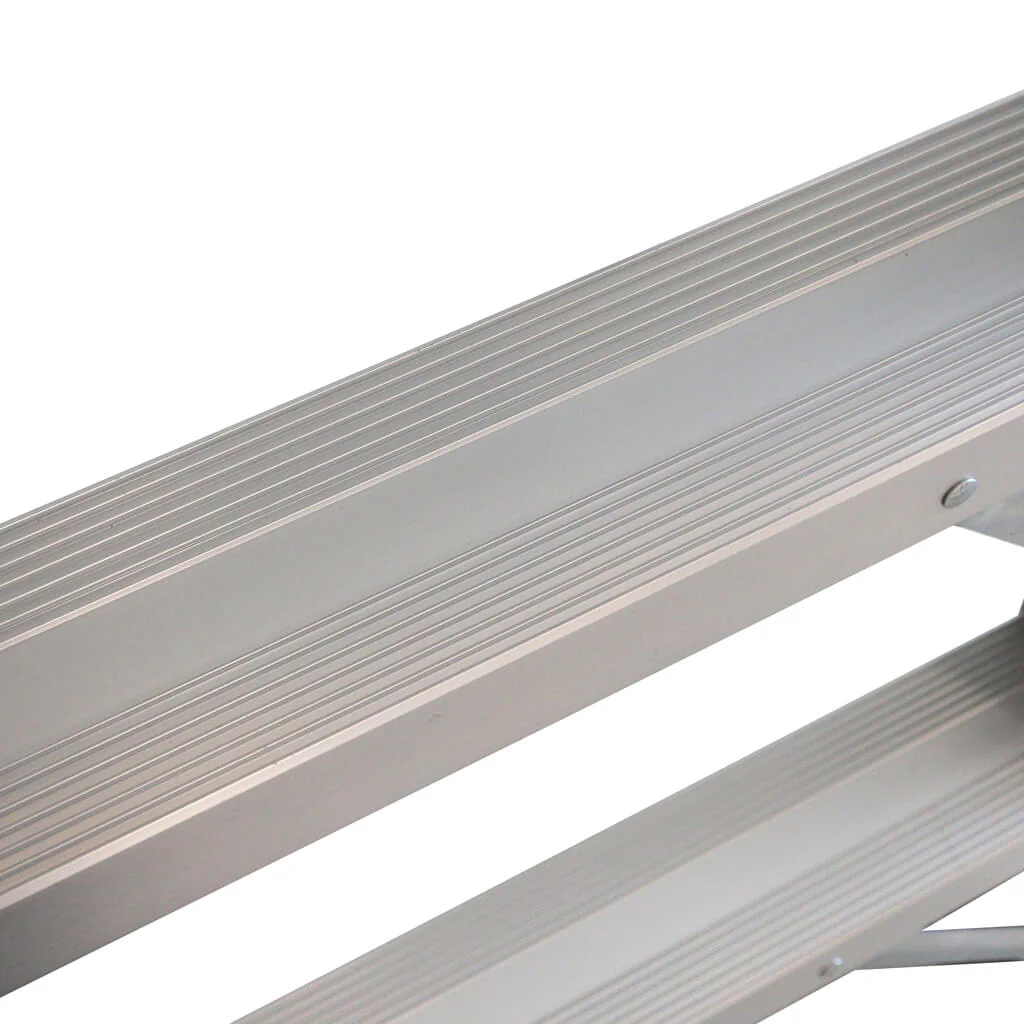 DuraDrive 3' Aluminum Sawhorse Ladder, 300 Lbs. Grade 1A - Image 3