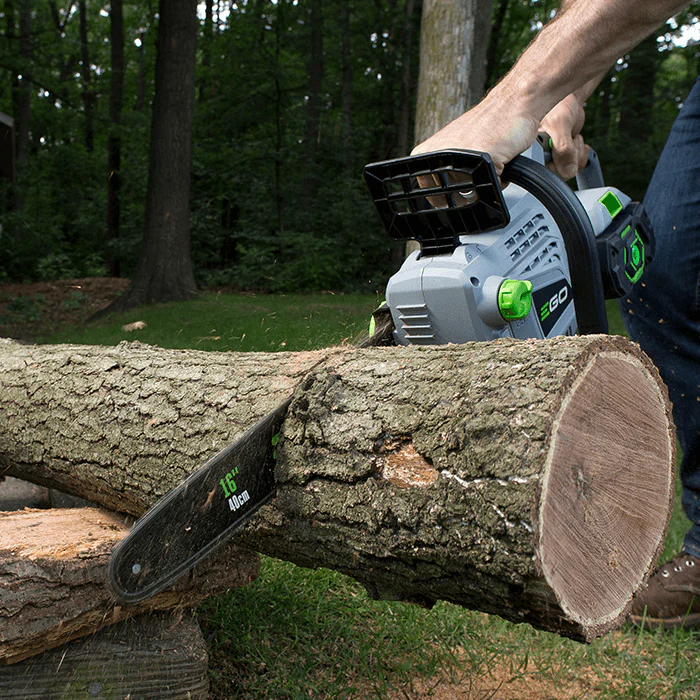 EGO CS1604 16 in. Chain Saw 5.0 Ah Kit - Image 10