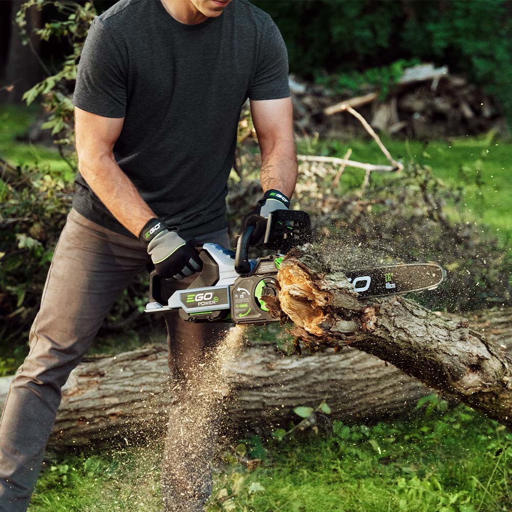 EGO CS1613 56V POWER+ 16 in. Chainsaw Kit (40CC equivlant, w/2.5Ah Battery) - Image 11