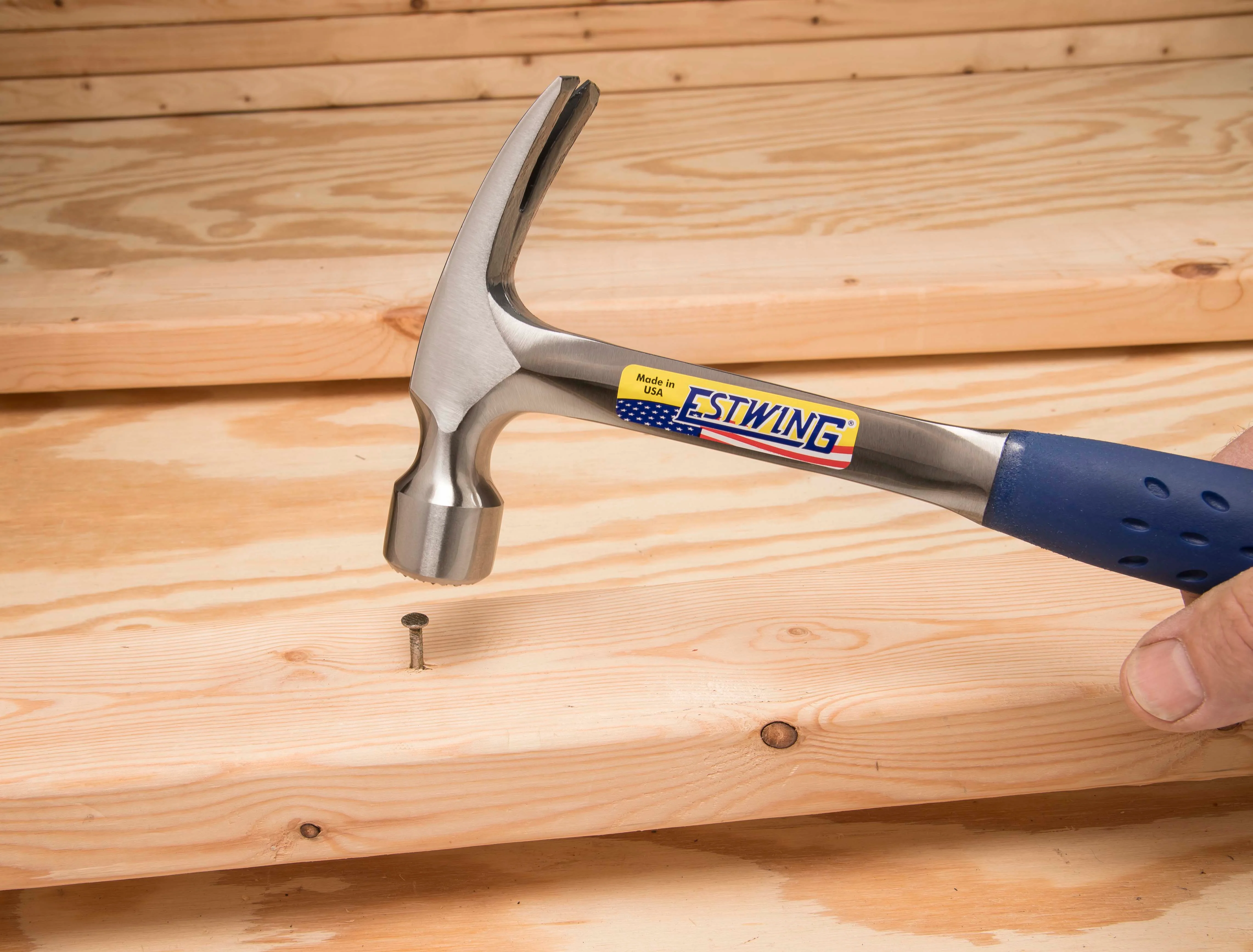 Estwing E3-22SMR 22 oz. x 13-3/4 in. Milled Checkered Face BLUE SHOCK REDUCTION GRIP Solid Steel Straight Claw Framing Hammer - Image 6