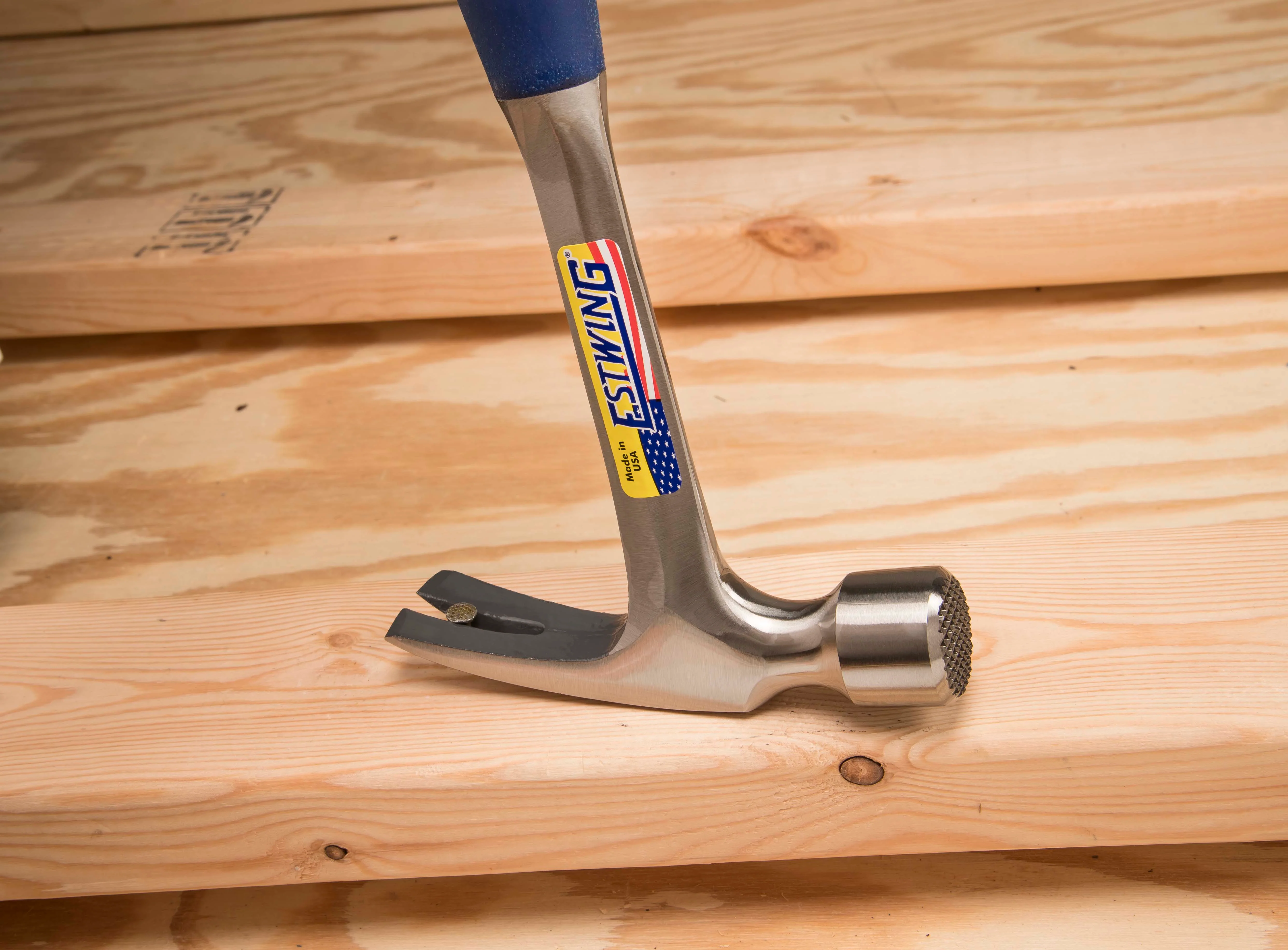 Estwing E3-22SMR 22 oz. x 13-3/4 in. Milled Checkered Face BLUE SHOCK REDUCTION GRIP Solid Steel Straight Claw Framing Hammer - Image 7