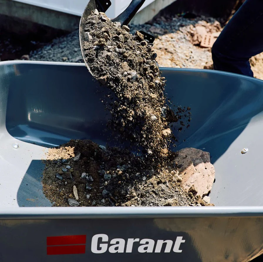 Garant Fiberglass Round Mouth Shovel W/D-Grip Handle - Image 4