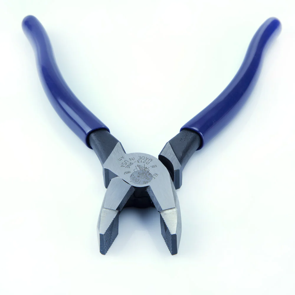 Klein D213-9NE New England Nose Linemans Pliers 9 in. - Image 3