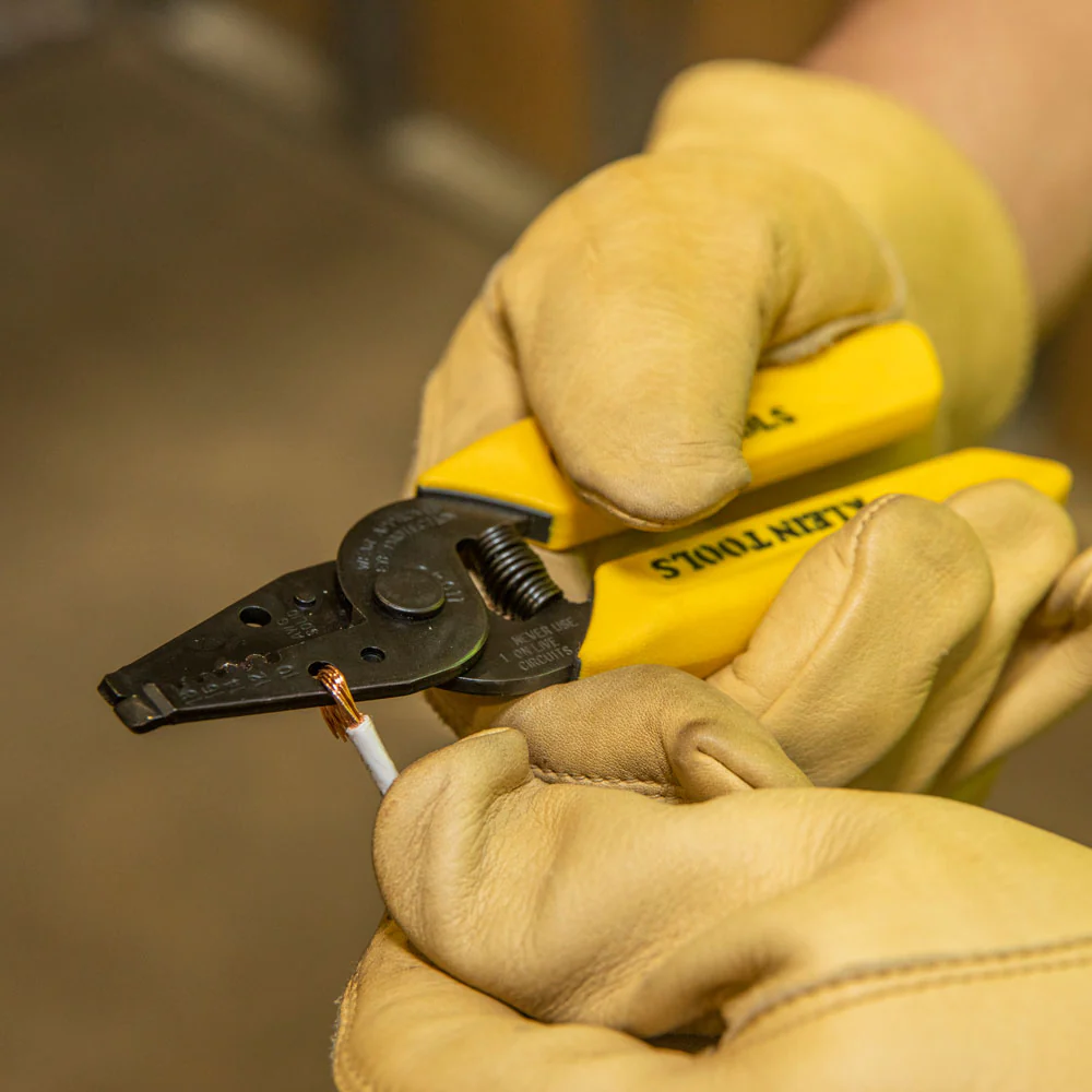 Klein 11045 Wire Stripper/Cutter 10-18 Awg Solid - Image 9
