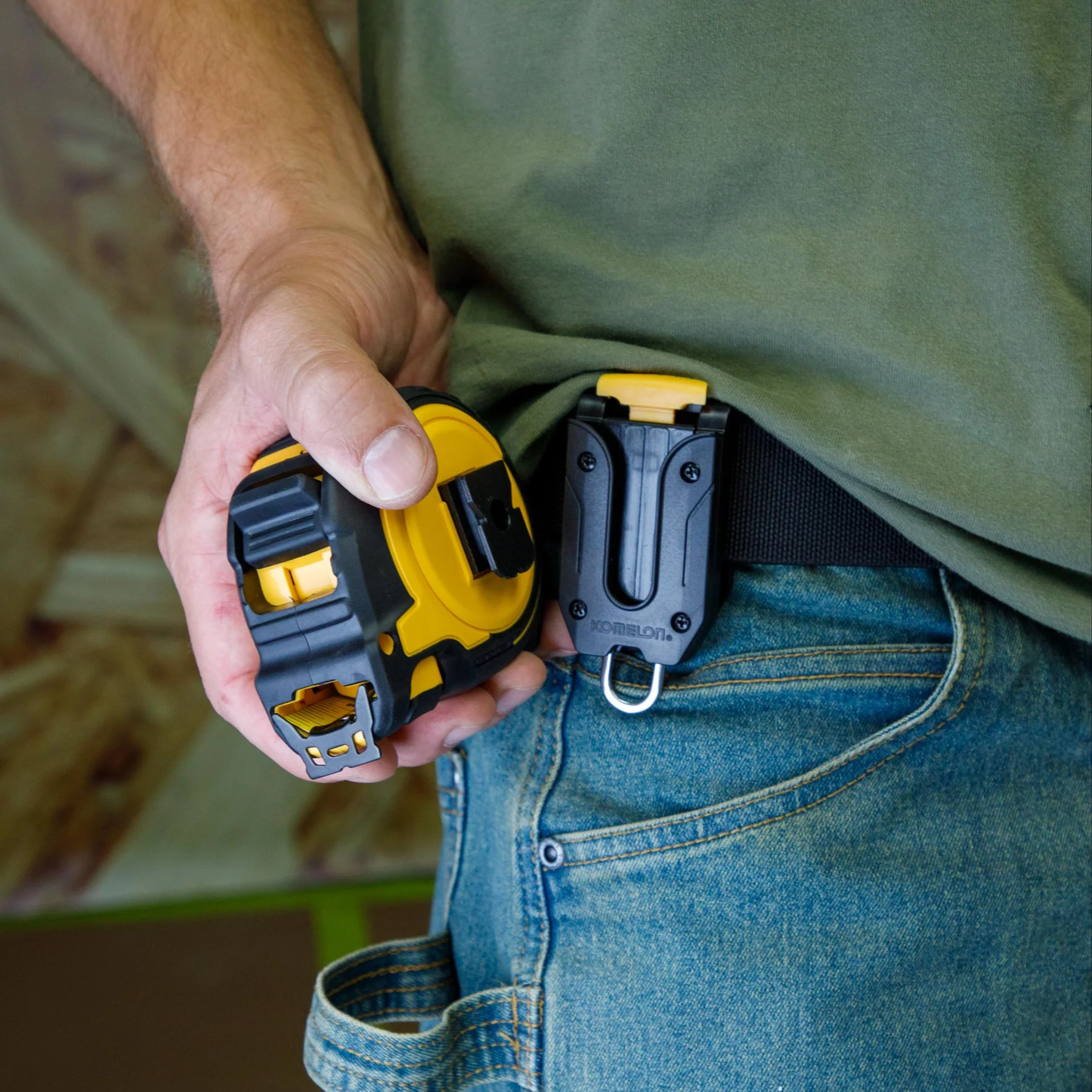 Komelon Quick Draw Belt Clip For Tape Measure - Image 2