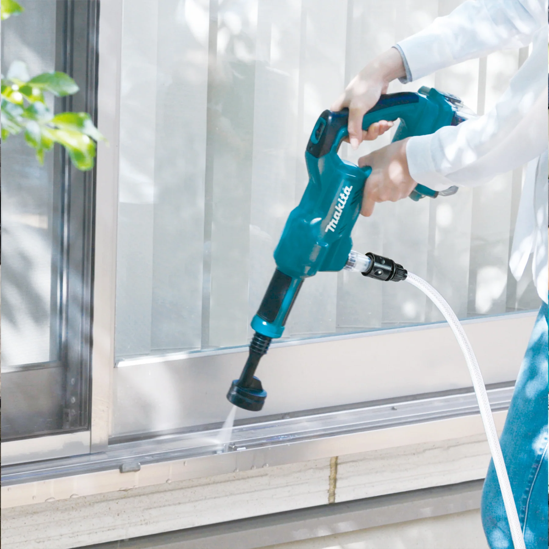 MAKITA DHW180Z 18V LXT Pressure Washer, Tool Only - Image 7