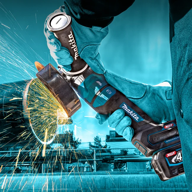 MAKITA GA050GZ 40V Max XGT BL
5 in. Angle Grinder w/Paddle Switch, Tool Only - Image 6