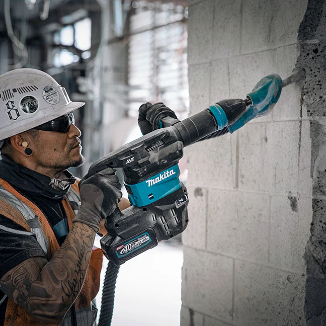 MAKITA HM001GZ 40V Max XGT BL 13
  lbs Demolition Hammer SDS-MAX w/AWS, Tool Only - Image 5