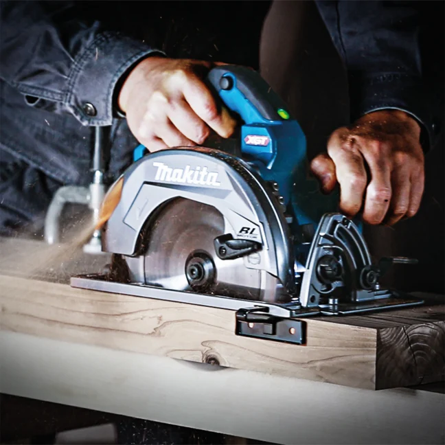 MAKITA HS003GZ 40V Max XGT BL
  7-1/4 in. Circular Saw w/AWS, Tool Only - Image 6