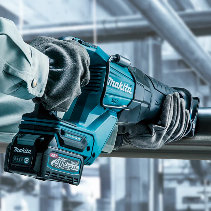Makita
JR001GM101 40V Max XGT Brushless Reciprocating Saw Kit (1 x 4.0 Ah) - Image 2