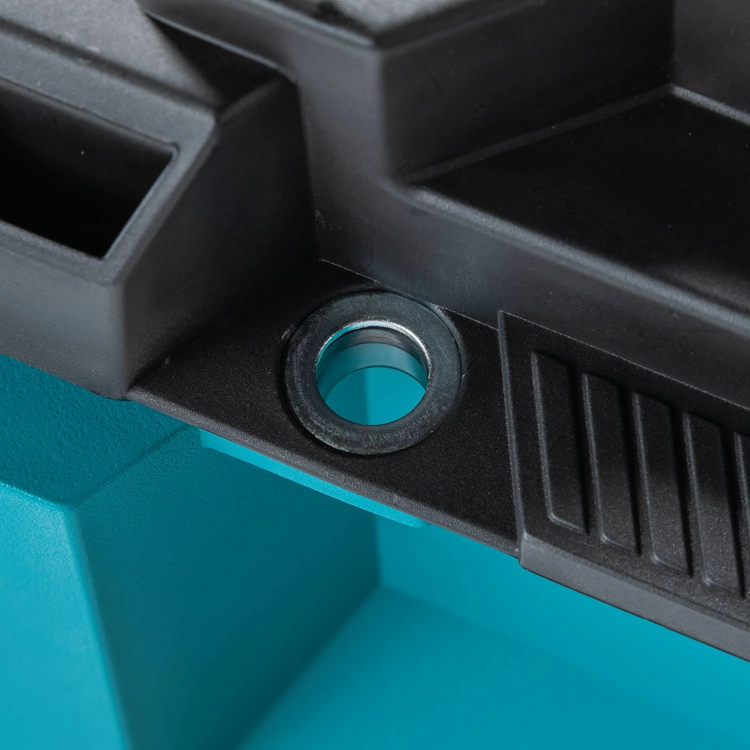 Makita Maktrak™ T-90009 Rolling Tool Chest - Image 38