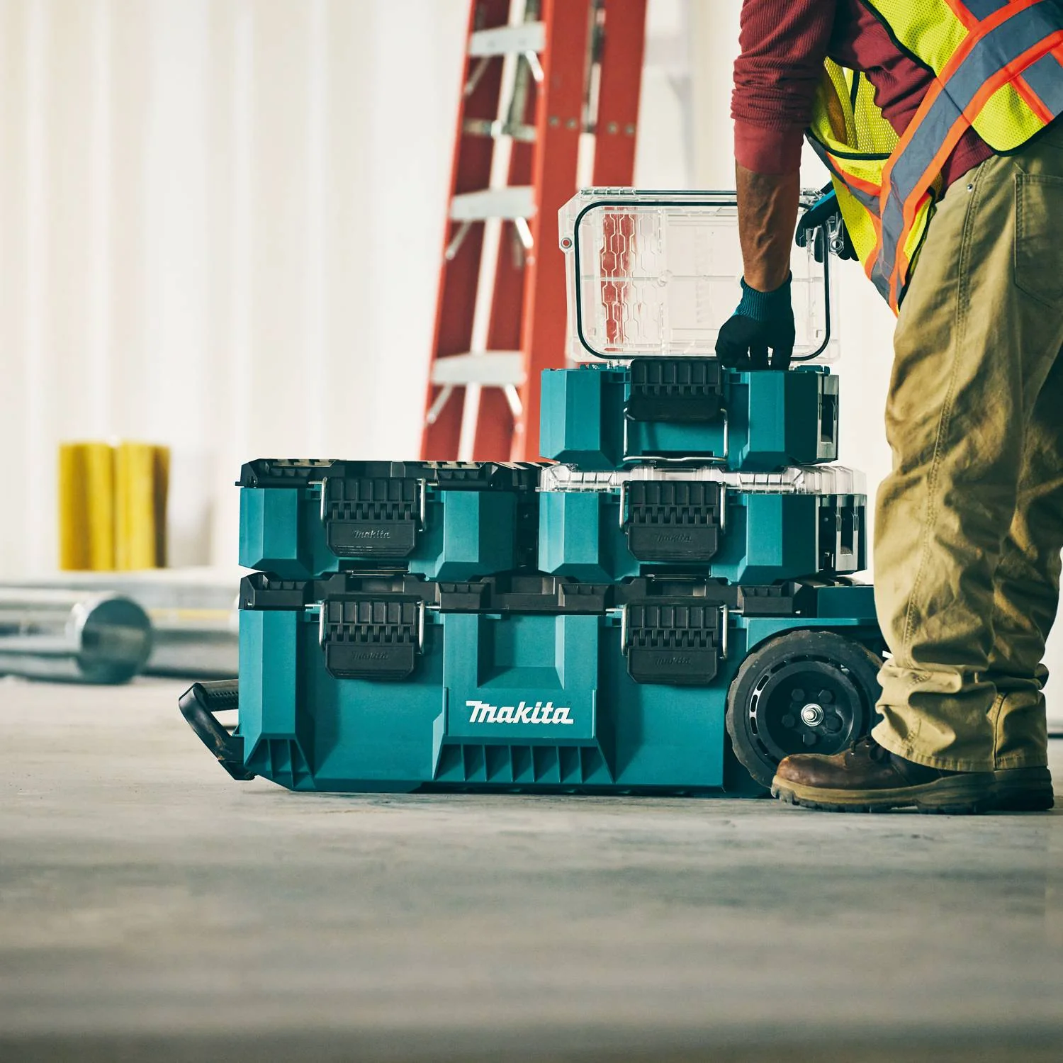 Makita Maktrak™ T-90009 Rolling Tool Chest - Image 9