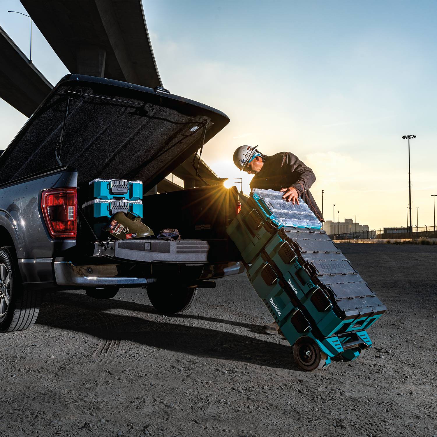 Makita Maktrak™ T-90037 Medium Tool Box - Image 14