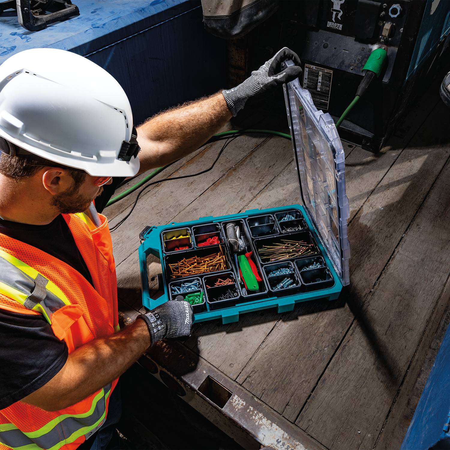 Makita Maktrak™ T-90059 Low Profile Medium Organizer Tool Box - Image 12