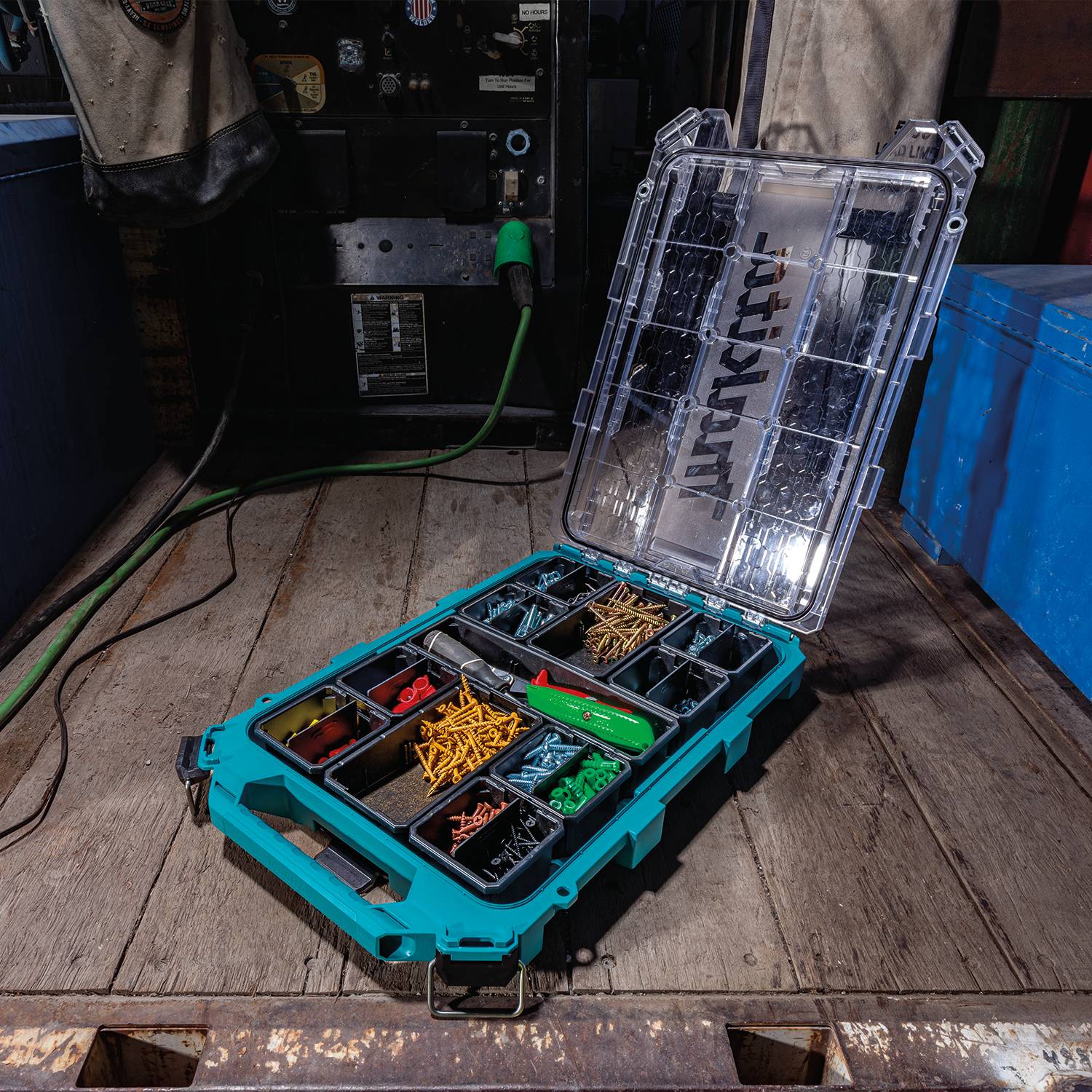 Makita Maktrak™ T-90059 Low Profile Medium Organizer Tool Box - Image 18