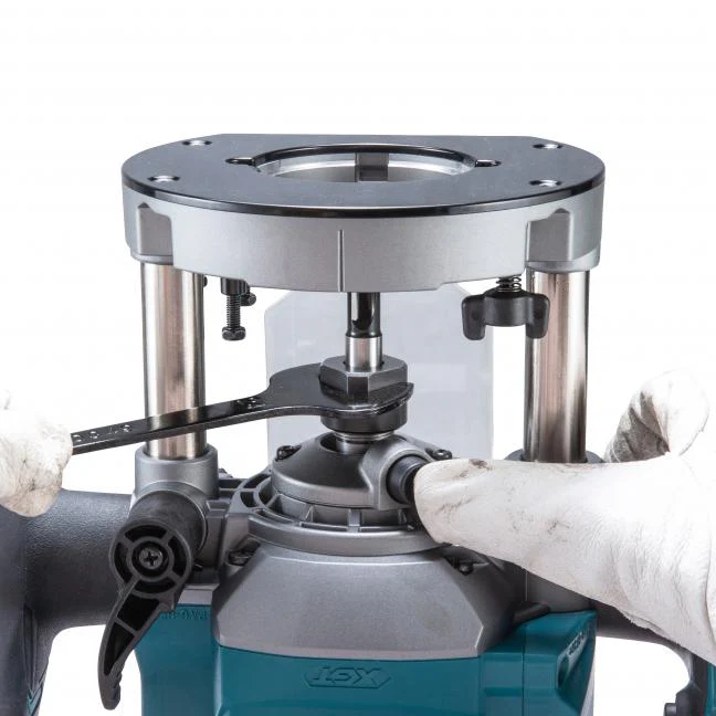 MAKITA RP001GZ01 40V Max XGT BL
1/2 in. Plunge Router w/AWS, Tool Only - Image 20