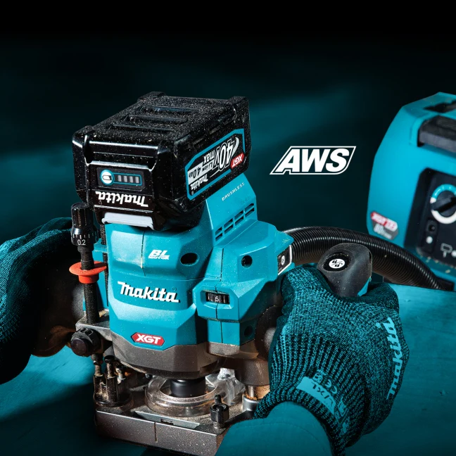 MAKITA RP001GZ01 40V Max XGT BL
1/2 in. Plunge Router w/AWS, Tool Only - Image 5