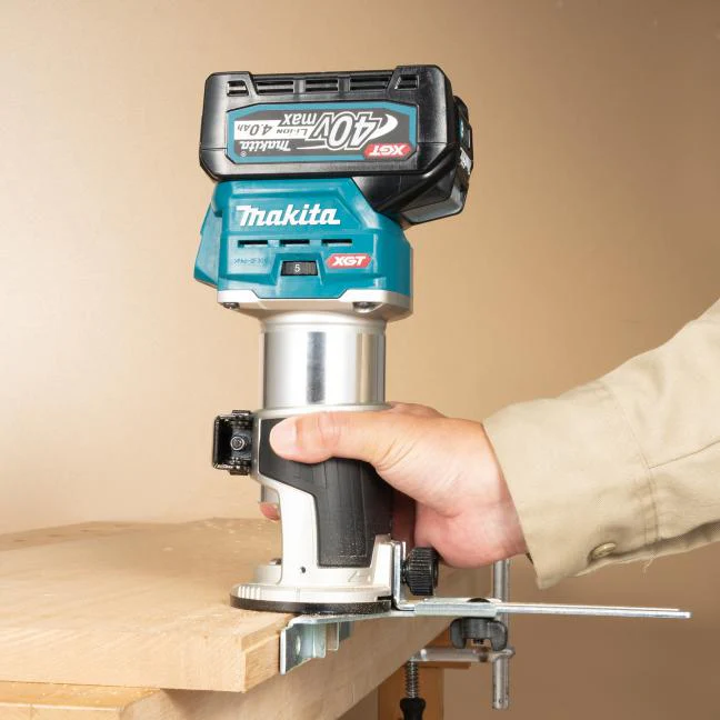 MAKITA
  RT001GZ01 40V Max XGT Brushless Router with AWS (Tool Only) - Image 8