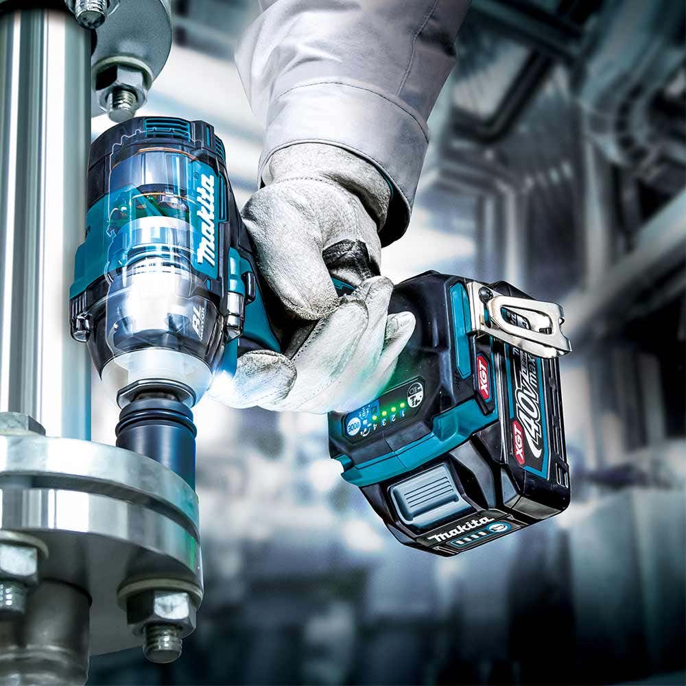 Makita
TW005GZ 40V Max XGT Brushless 1/2 in. Impact Wrench with Round Pin (Tool
Only) - Image 4
