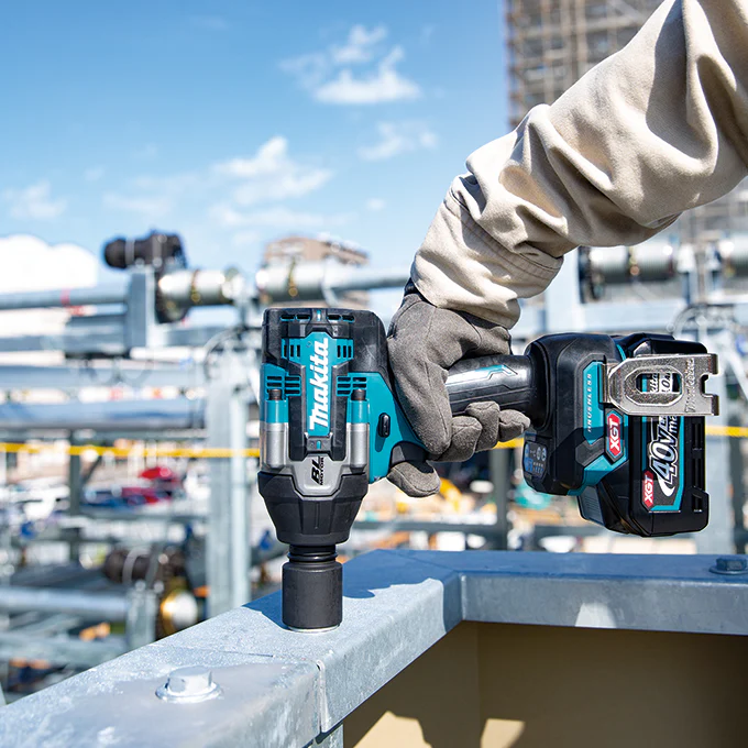 MAKITA
  TW008GZ 40V Max XGT Brushless 1/2 in. Impact Wrench, with Detent Pin (Tool
  Only) - Image 2