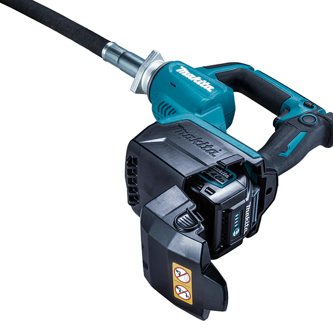 MAKITA VR003GZ 40V Max XGT
Brushless 1-1/4 in. x 3.9 ft. Concrete Vibrator (Tool Only) - Image 17