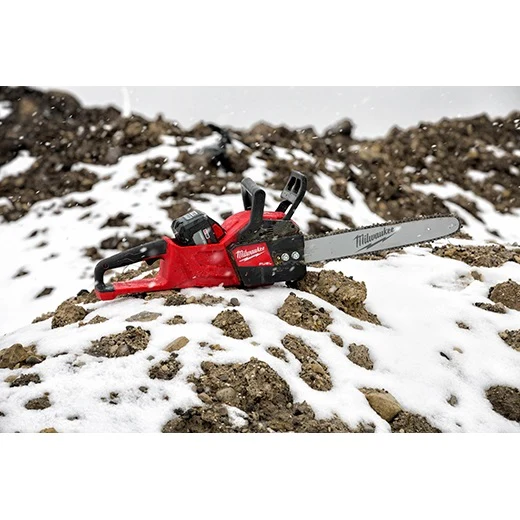 Milwaukee 2727-20 M18 FUEL 16 in. Chainsaw - Image 14
