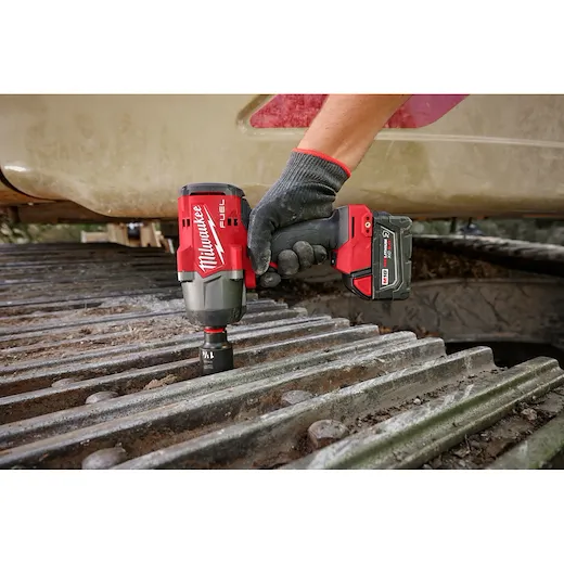 Milwaukee 2967-22 1/2 in 1100 ft/lb (Fastening) 1500 ft/lb (Nut Bursting) 2400 ipm Cordless Impact Wrench with Friction Ring Kit - Image 12