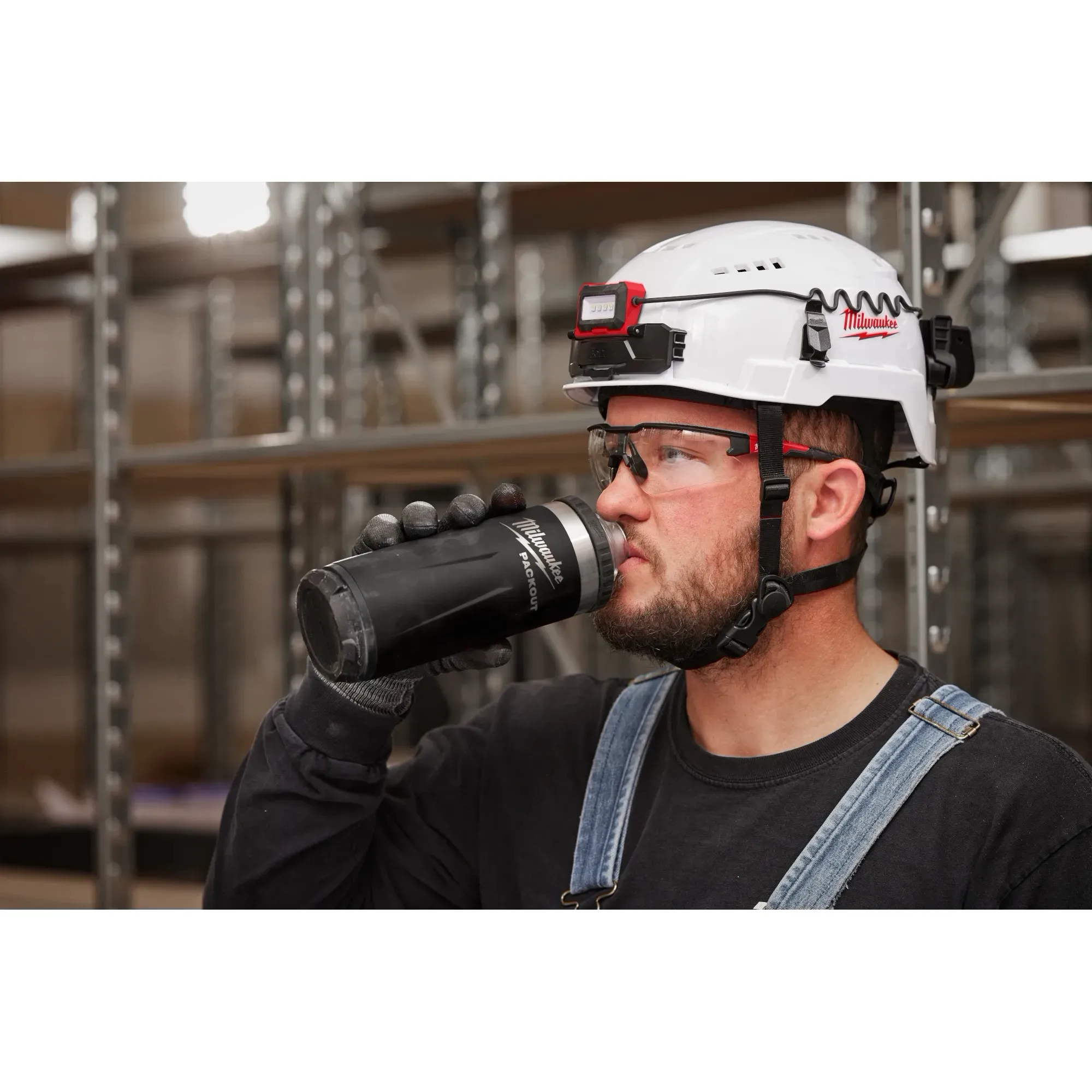 Milwaukee 48-22-8382B PACKOUT™ 18 oz 18/8 Stainless Steel Black Insulated Bottle with Chug Lid - Image 11