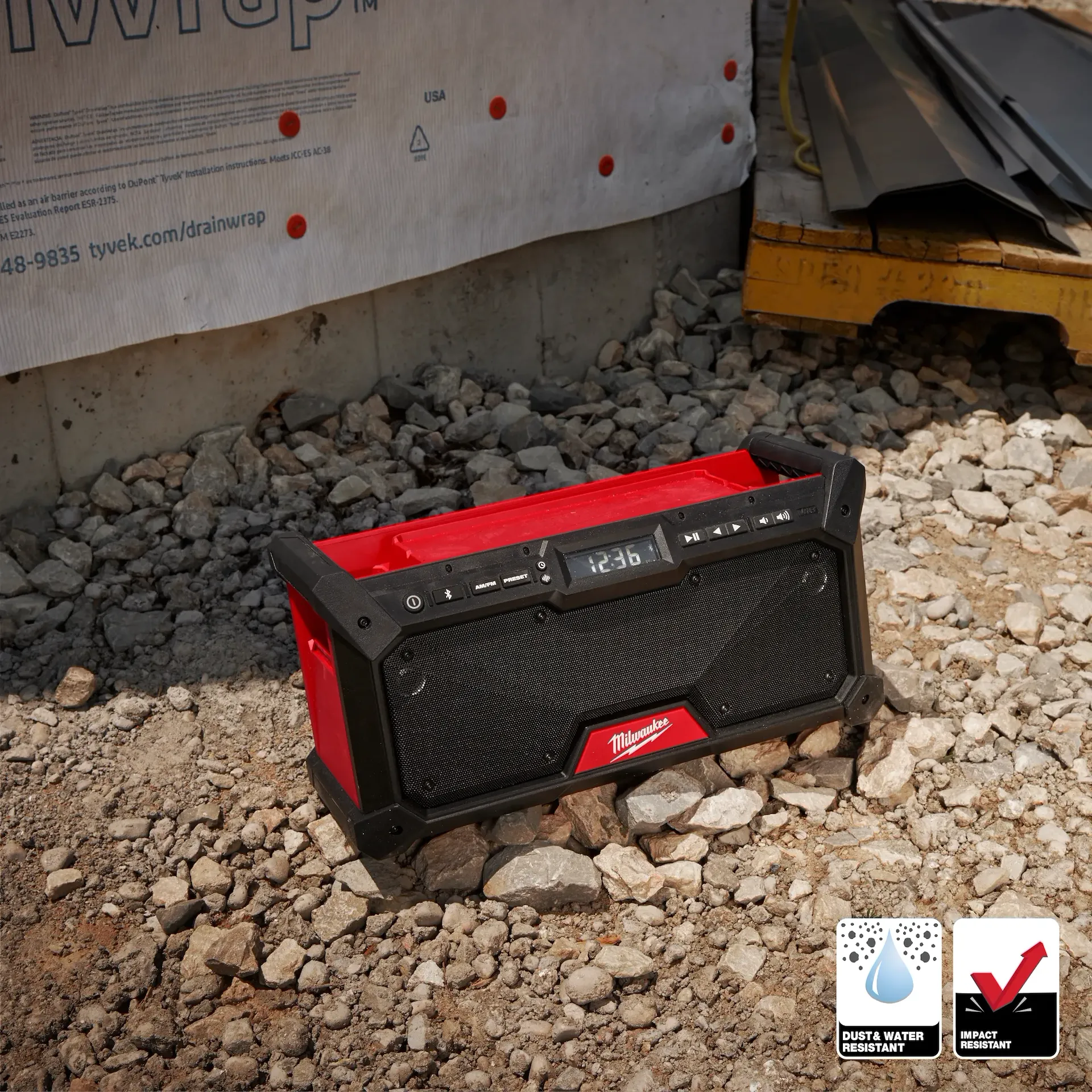 Milwaukee M18 18-Volt Lithium-Ion Cordless Jobsite Radio - Image 7