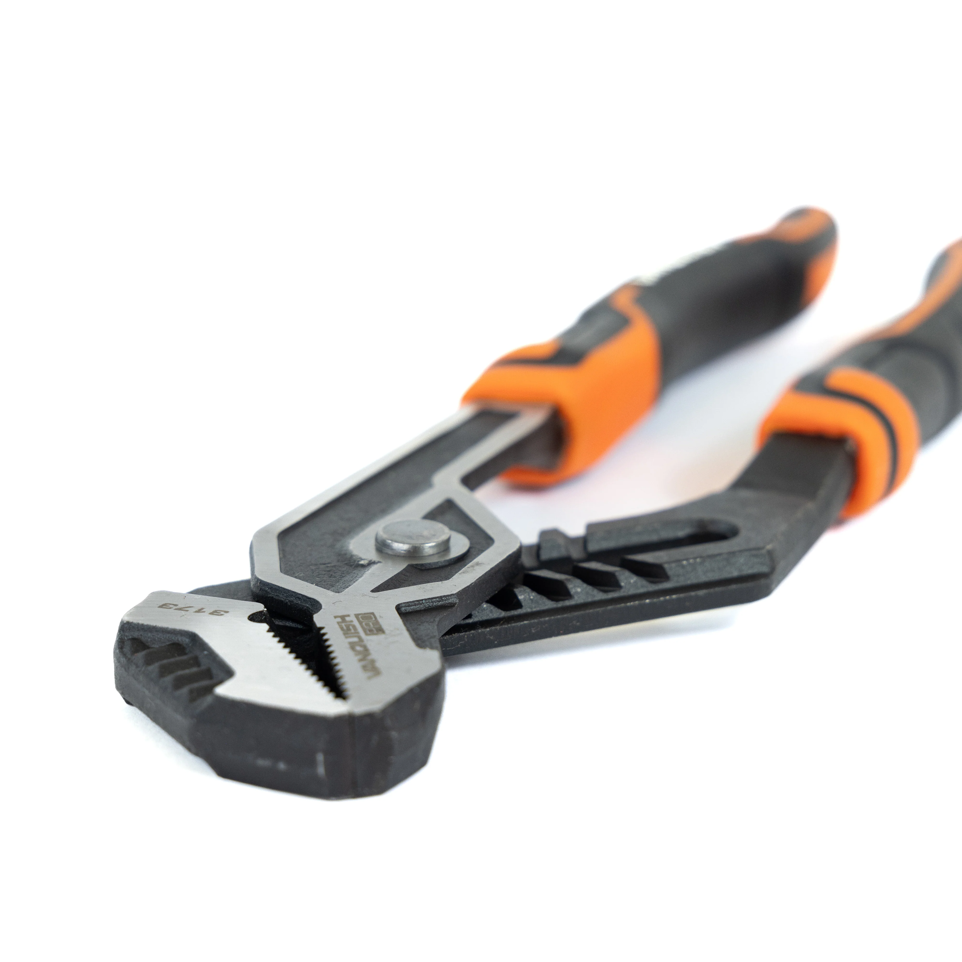 VANQUISH 10" GROOVE JOINT PLIERS - Image 4