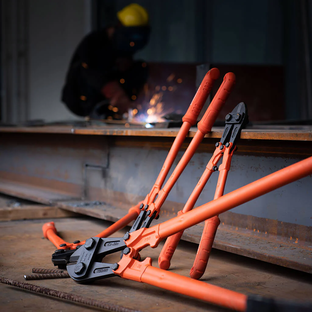 Vanquish 18 in. Bolt Cutter - Image 5