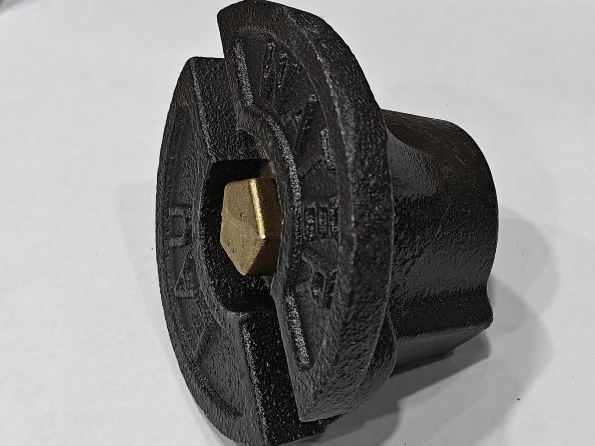 WATERBOX CURB BOX HEAD THREADED - Image 2
